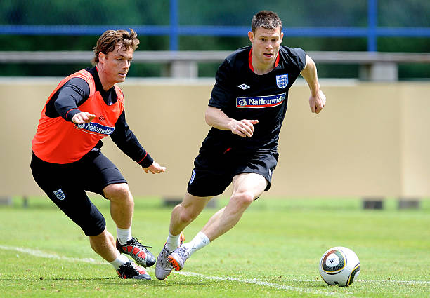 的射门为维 的射门为维