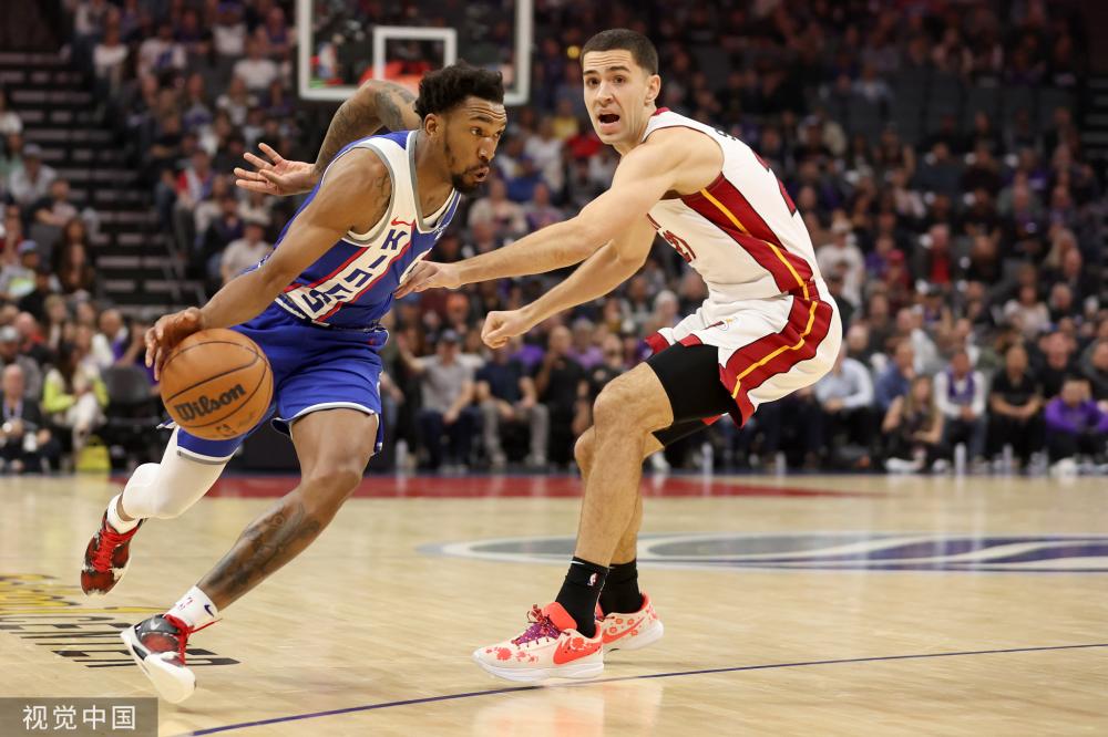 面对对手的 面对对手的